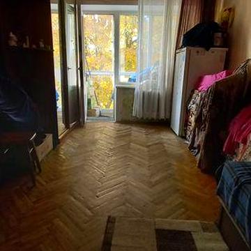 2к.разд .вул.Мрії 20 60000$