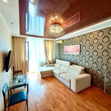 Польова вул., 10