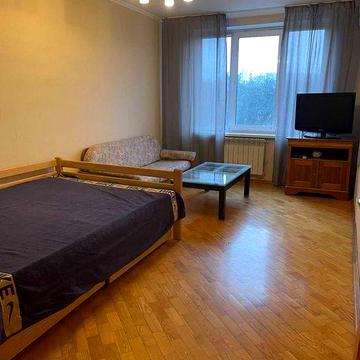 Здам 1 кімнатну,євроремонт, м Дарниця пішки,Романа Мстиславовича 12