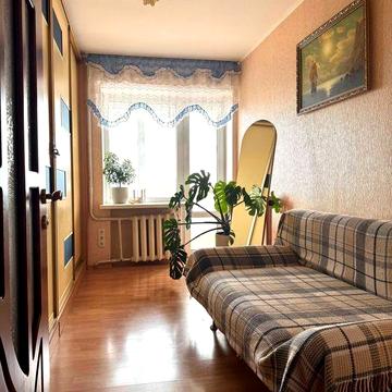 Продам 4к 92 м2. Парк Шевченко. Вид на Днепр. Торг уместен