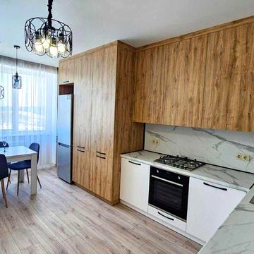 Продам гарну 1к квартиру з ремонтом у новобудові, Озерна, Рауш