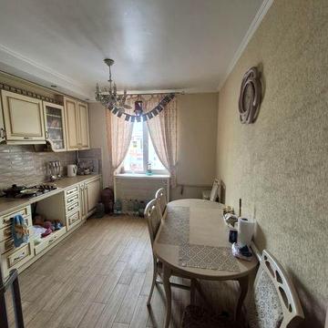 Жилпасс 3 комнт. кв. с ЕВРОремонтом. Рынок район