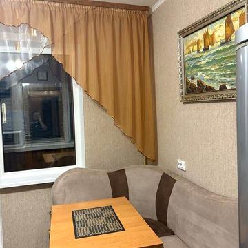 Аренда 1-кімнатної квартири від власника, є газ, вода і тепло постійно