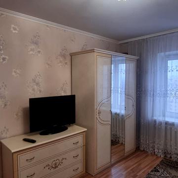 Милославська вул., 32/51а