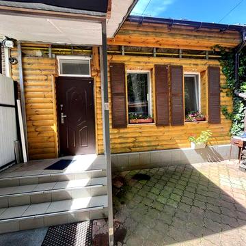 Частина будинку в центрі