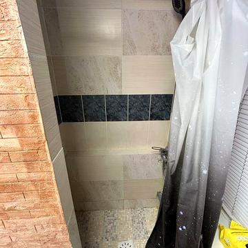 Здам пів будинку тихий центр