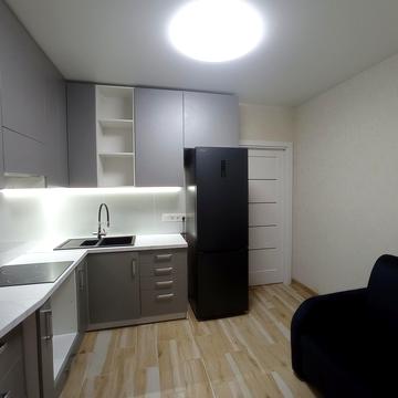 Героїв Небесної Сотні просп., 26/7