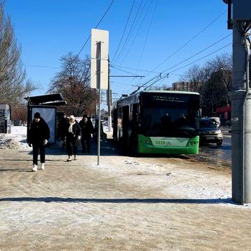 Продам реальную 3 кв. 3/5  ,  Гвардейцев -Широнинцев / юбилейный