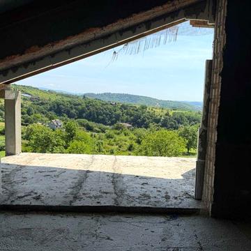 Видові квартири в новобудові із ділянкою!