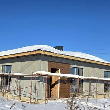 Продаж будинку у зручній локації