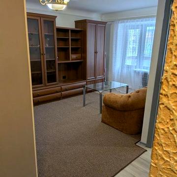 Власник 2 кімнатна квартира , центр