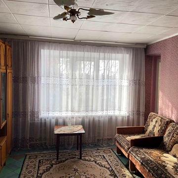 Здається 2 кімнатна квартира м - н Жовтневий