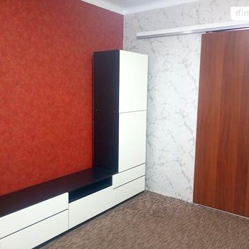 Довгострокова оренда 3к Дім Кринична вулиця