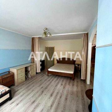 В продаже просторная квартира с ремонтом и мебелью. Под программы! ЖК Люксембург