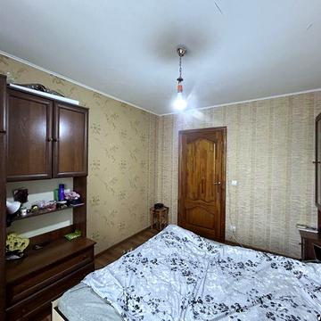 Продаю 4к квартиру вул.Хмельницького