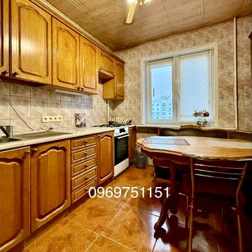 ПРОДАЖ 4-х квартири в Хортицькому районі, 25000 у.е. ЖК Осбб