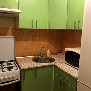 Здам в оренду 1 кім.кв., Братиславська 34, метро Чернігівська