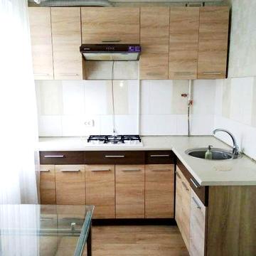 ПРОДАЖ 2-кімнатної квартири в м. Самар, р-н Варуса.
Площа квартири 47