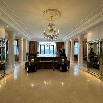 Елітна квартира в самому центрі столиці біля метро