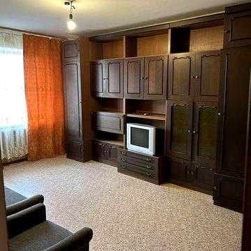 Сдаю 2 комнатную квартиру на Намыве