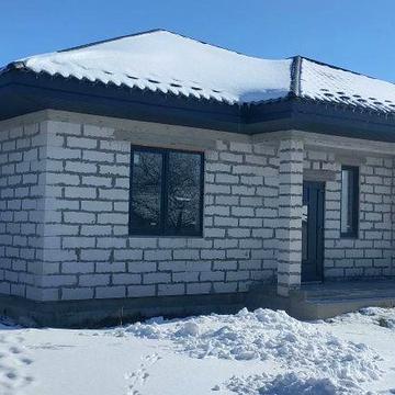 Продаю новий будинок в Лезнево, вул Булаєнка, 10 соток землі