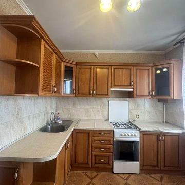 Продам  1 кімнатну квартиру / Центр /З меблями та технікою