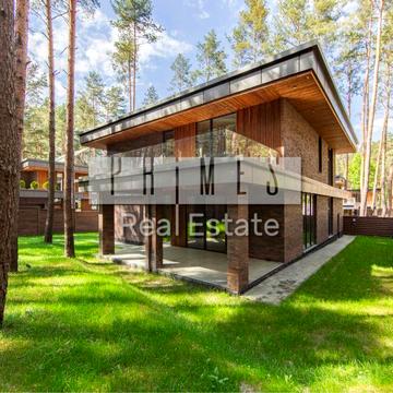 Будинок посеред сосен, Білогородка. Ремонт під чистове оздоблення.