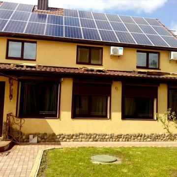 Оренда будинку з окремою сауною,басейном і гаражем!