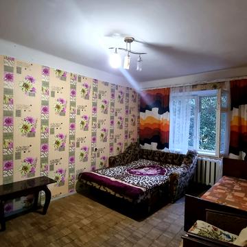 Павла Тичини просп., 11