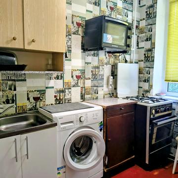 Бельгійська вул., 2