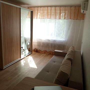 Продам кімнату на Юності. ТОРГ !Без комісіі.