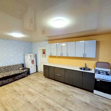 4 Кімнатний Окремий Будинок.