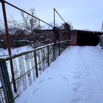Продам газифікований будинок зі зручностями. Оренда не розглядається.
