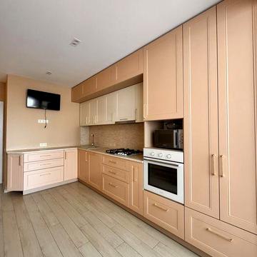 2 кім.квартира з ремонтом в центрі міста ЖК Містечко Центральньне