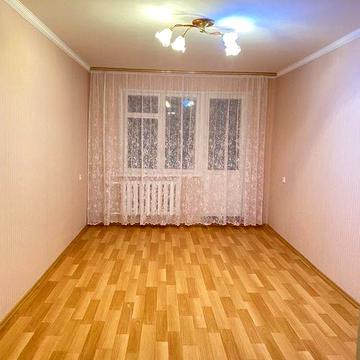 Сдаю 2-х комнатную квартиру без мебели ( ул.Космонавтов)