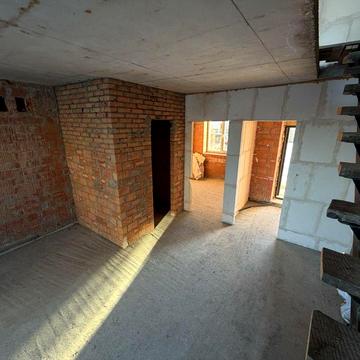 Продам Таун Гарна локація Газ Без Комісії Газ Парк Балкон Введений