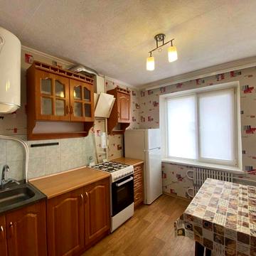 Продам 2 ком квартиру на левобережнои -3! Проспект Мира 59!