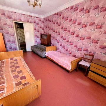 Продам 2 х ком квартиру с А/О. Днепрострой.