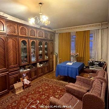 Продаж 2кім квартири пр.Відродження