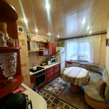 3 к чешка Победа 4, пр.Героев 18а, 2/9, газ