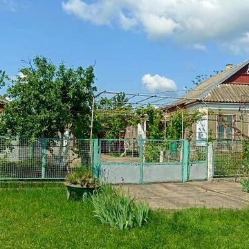 Продам 2 дома на одном участке 30 соток земли