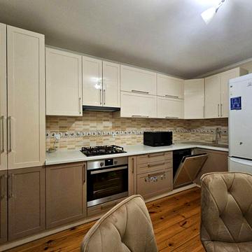 Здам 2 к квартиру р-н Академічний, вул.Миколаївська
Світло є 24/7!