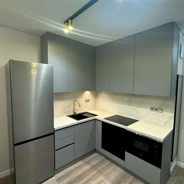 Європейського Союзу просп. (Правди), 53/46