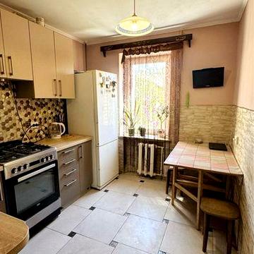 Оренда 2-ох кімнатної квартири по вулиці Калнишевського