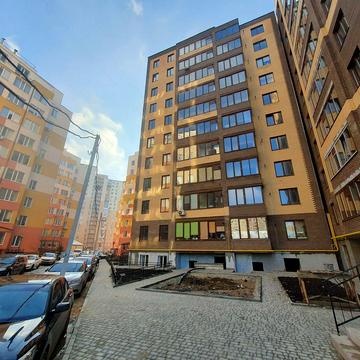 Михайла Грушевського вул., 39/3