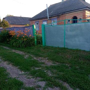 Продамо будинок поблизу міста Лубни.