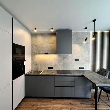 Тадея Рильського бульв., 5