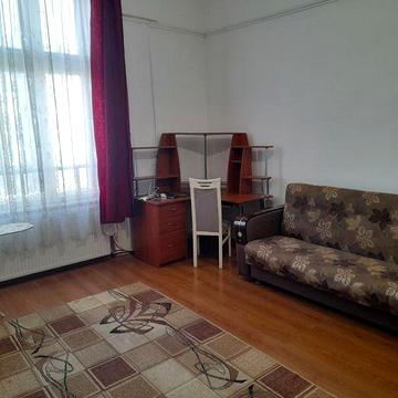 Берегове,ЦЕНТР СЕЧЕНІ/магазин Амбар/,здам 1к.кв.довготривало