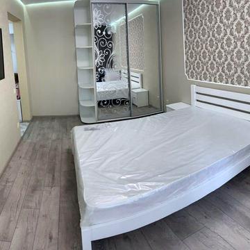 Реальная 1-ка на Алексеевке, Людвига Свободы 35, Алексеевская