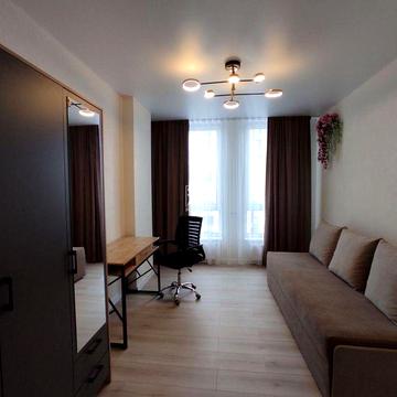 Сдам 2-к квартиру 62м2. ул. Салютная, 2. 1100 $